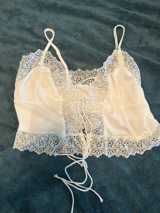 No Brand Tops - White Lace-Trim Ribbed Camisole Bralette with Front Tie NWOT